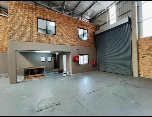 INDUSTRIAL PROPERTY TO RENT IN LASER PARK
